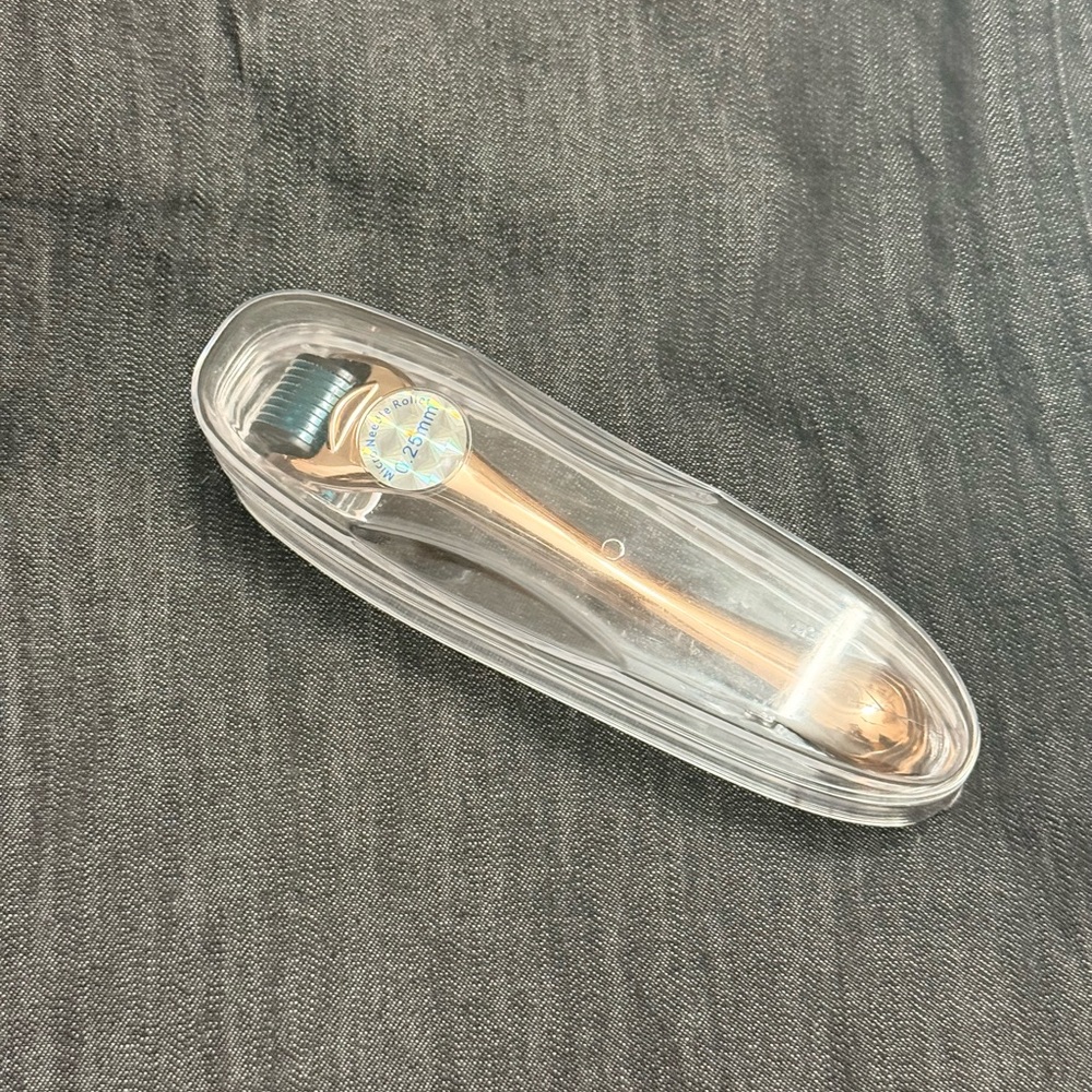 PETUNIA | Micro Needle Roller (0.25mm) - Picture 1 of 5